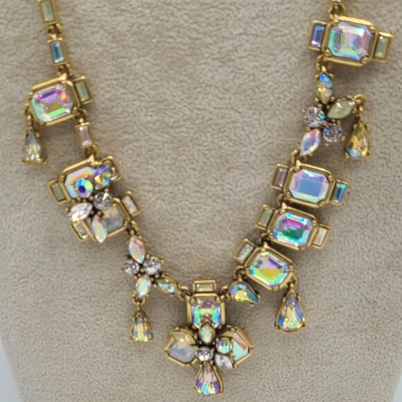 J Crew Gold Tone AB Crystal Statement Necklace Gorgeous! - Picture 8 of 10